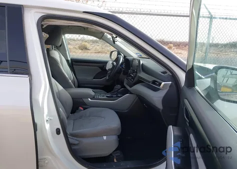 2021 Toyota Highlander L z USA, uszkodzony, nr VIN 5TDCZRAH3MS076276